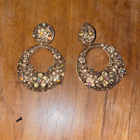 STUNNING boho Indian jewelled earrings